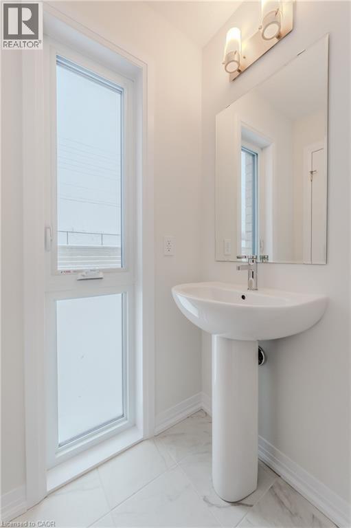 15 Urbane Boulevard, Kitchener, Ontario  N2E 0H8 - Photo 17 - 40824714