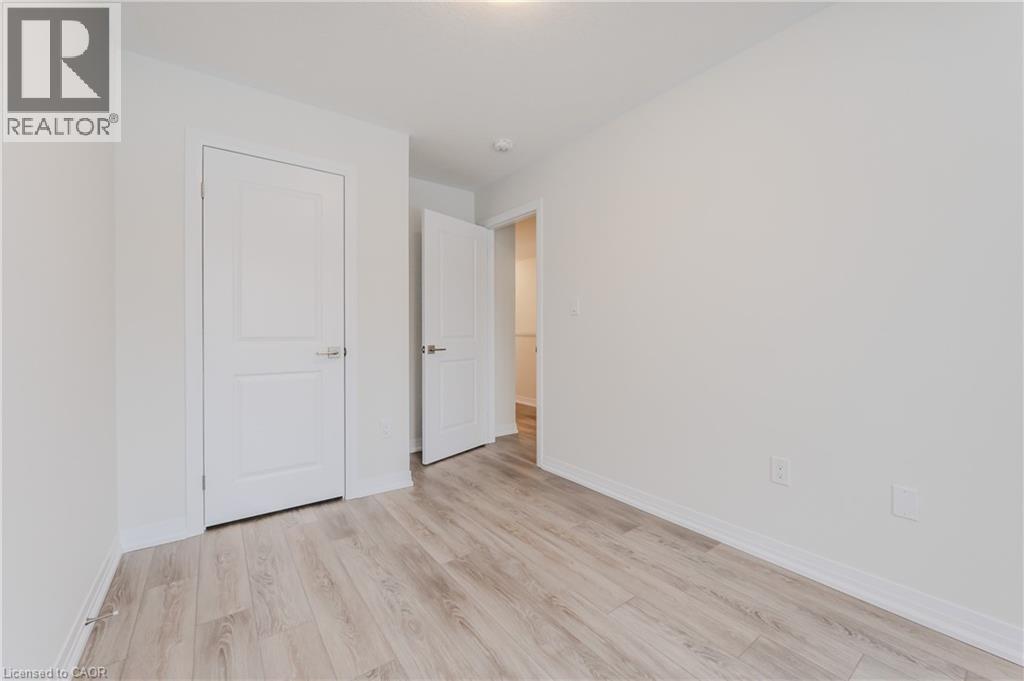 15 Urbane Boulevard, Kitchener, Ontario  N2E 0H8 - Photo 22 - 40824714