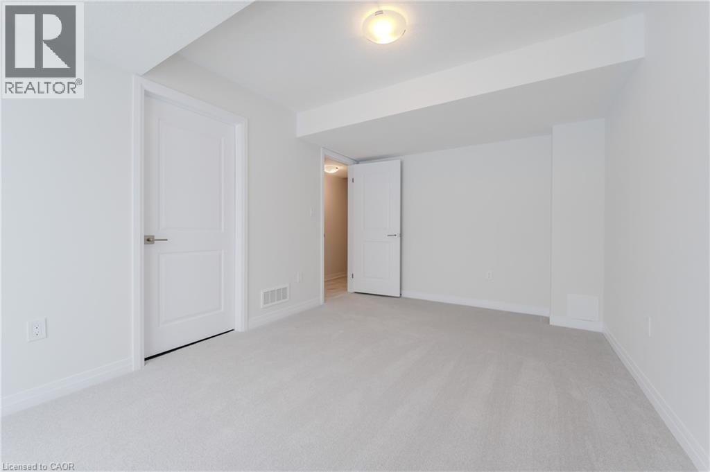 15 Urbane Boulevard, Kitchener, Ontario  N2E 0H8 - Photo 6 - 40824714