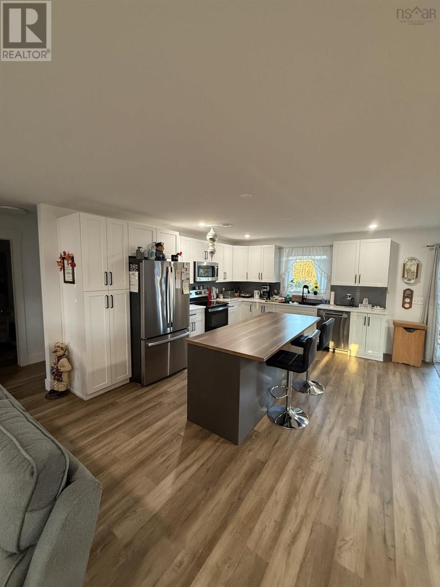57 Michael Street, Sydney, Nova Scotia  B1P 0J6 - Photo 5 - 202601026