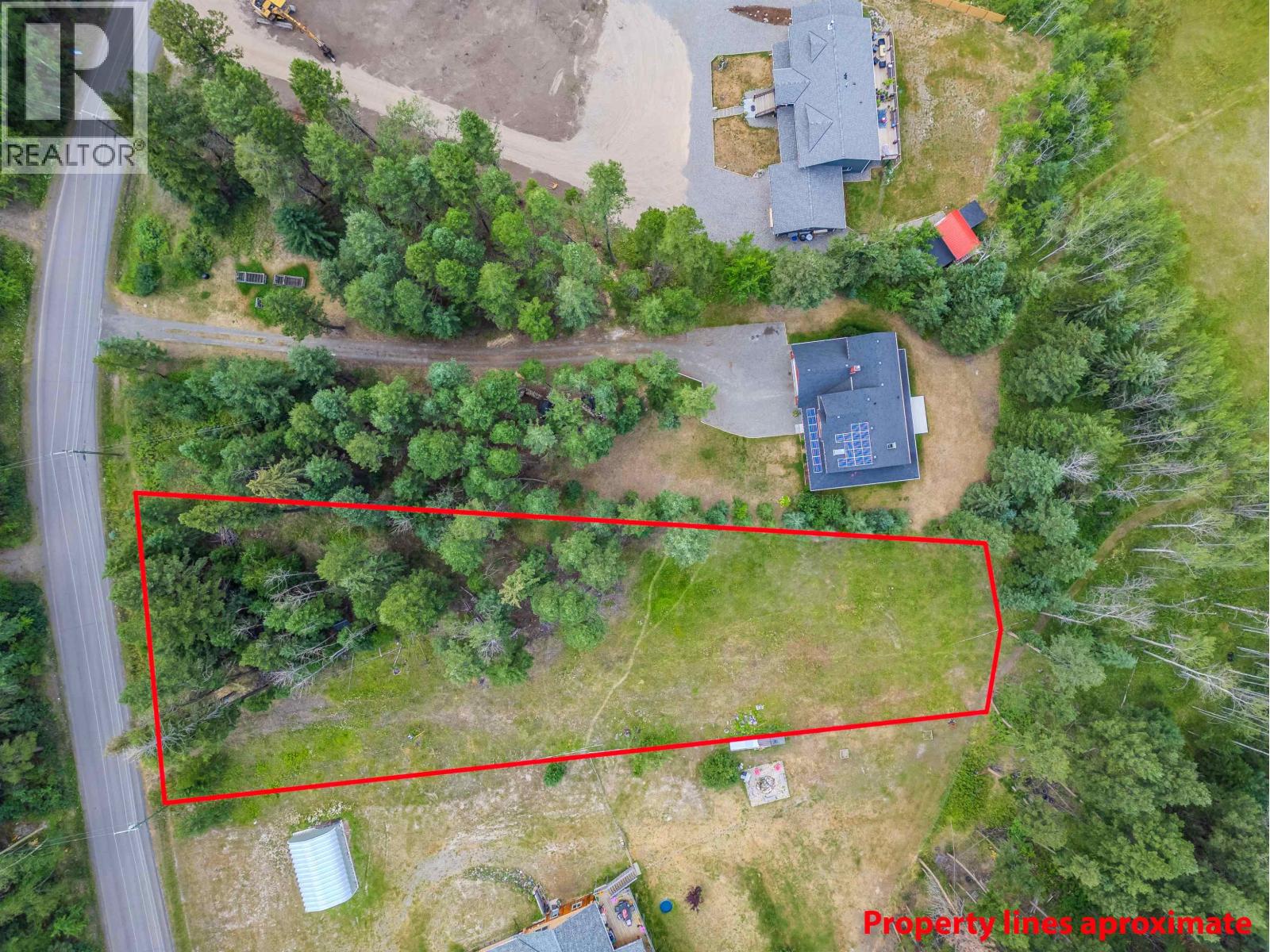 5371 Kallum Drive, 108 Mile Ranch, British Columbia  V0K 2Z0 - Photo 6 - R3116510