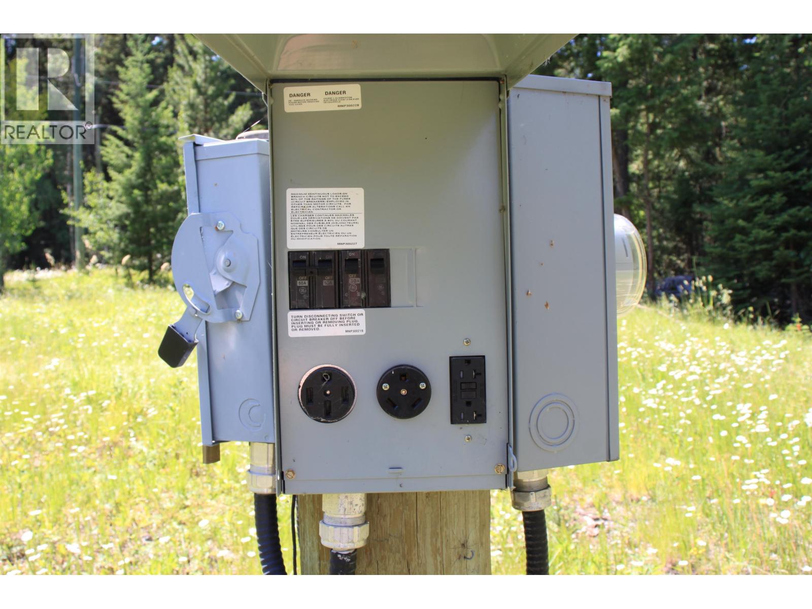 5371 Kallum Drive, 108 Mile Ranch, British Columbia  V0K 2Z0 - Photo 22 - R3116510