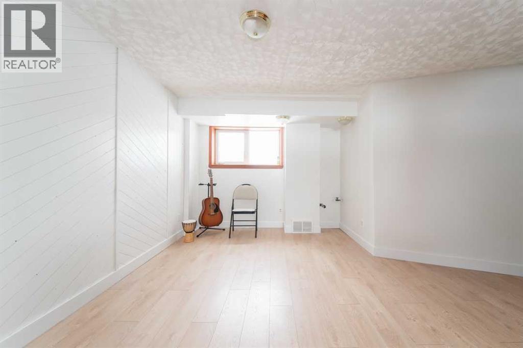 195 Cornwall Drive, Fort Mcmurray, Alberta  T9K 1G1 - Photo 36 - A2292587