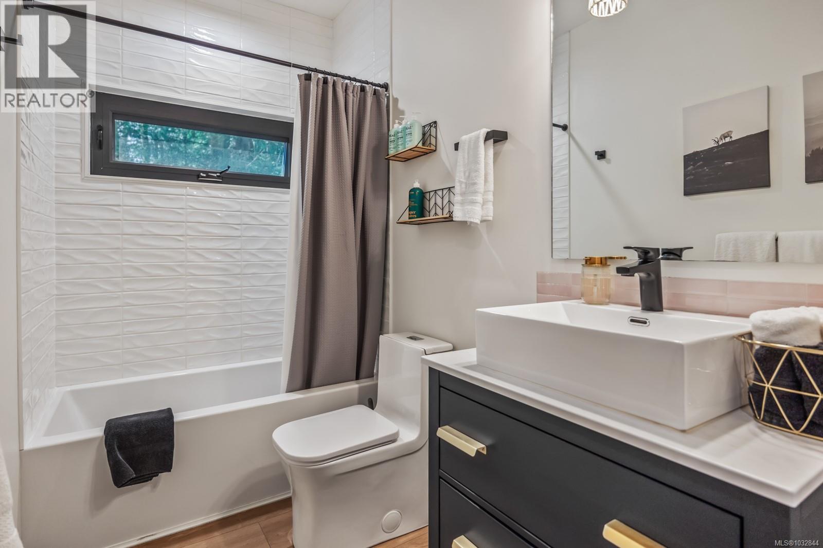 4638/4628 Forbidden Plateau Rd, Courtenay, British Columbia  V9J 1R3 - Photo 56 - 1032844