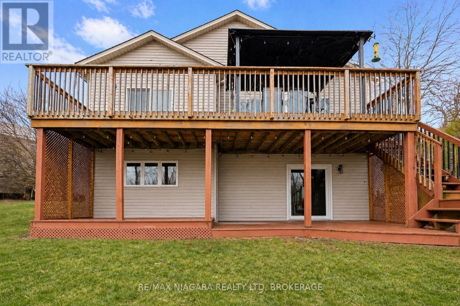 7852 Charnwood Avenue, Niagara Falls, Ontario  L2H 3E2 - Photo 2 - X12983122