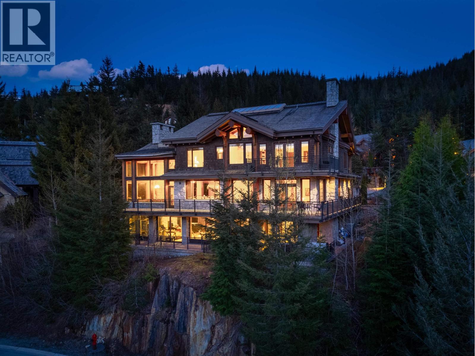 3803 Sunridge Place, Whistler, British Columbia  V0N 1B3 - Photo 38 - R3116508