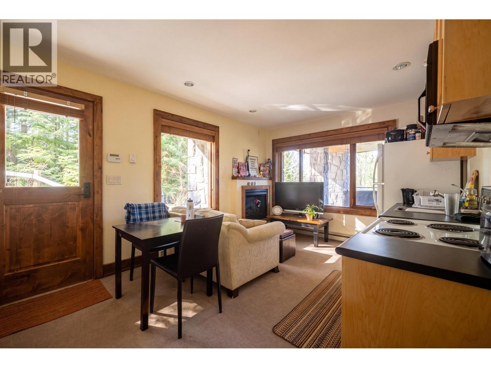 3803 Sunridge Place, Whistler, British Columbia  V0N 1B3 - Photo 33 - R3116508