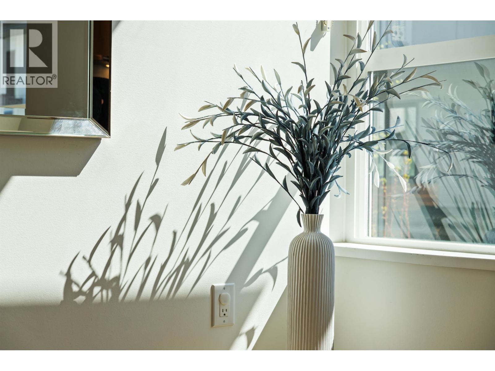 23 533 E 3rd Street, North Vancouver, British Columbia  V7L 1G4 - Photo 14 - R3116474