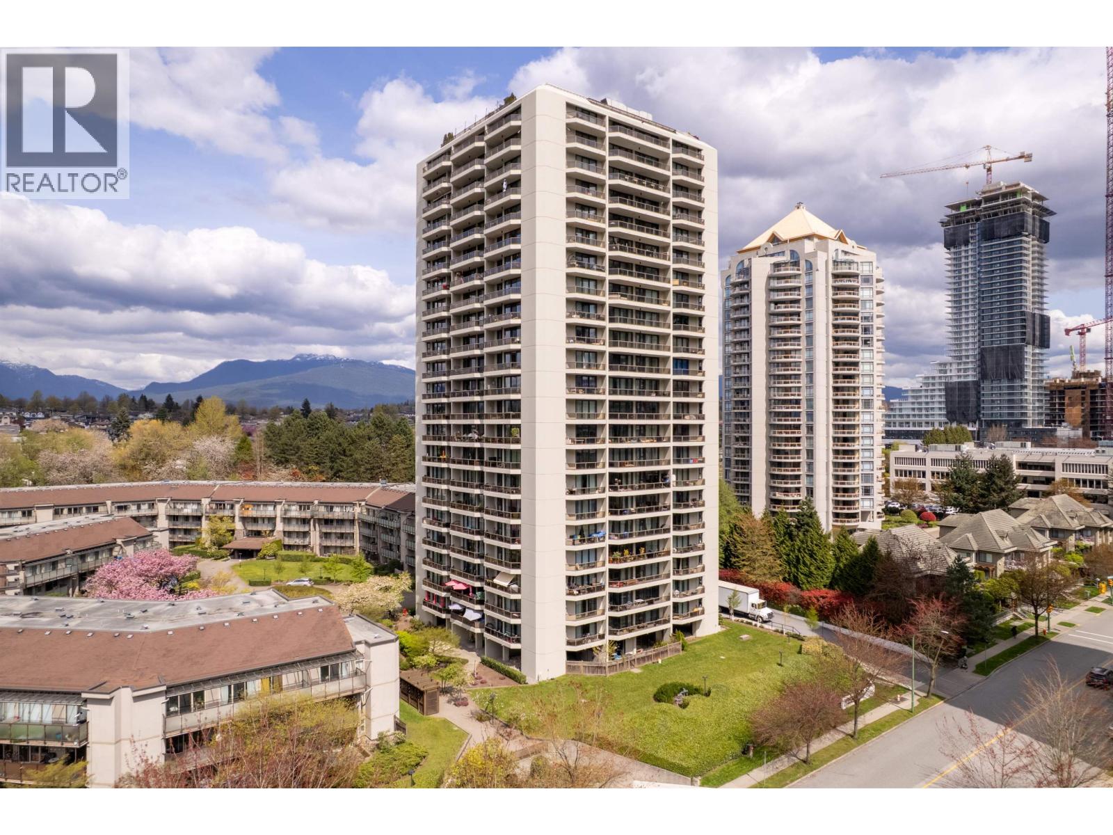 202 4353 HALIFAX STREET, Burnaby, British Columbia