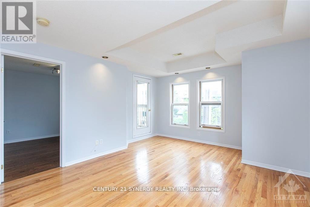11 - 450 Maclaren Street, Ottawa, Ontario  K1R 5K6 - Photo 2 - X13055140