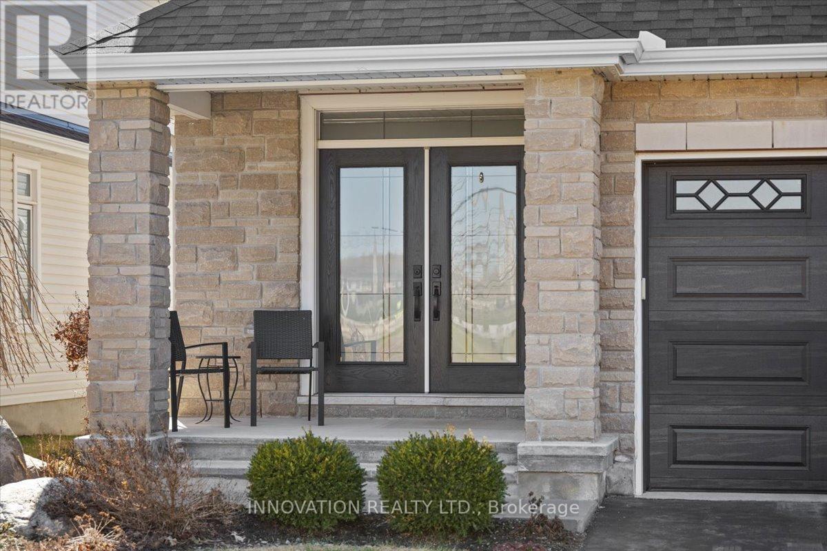 664 Baie Des Castors Street, Ottawa, Ontario  K4A 1J4 - Photo 2 - X13055184