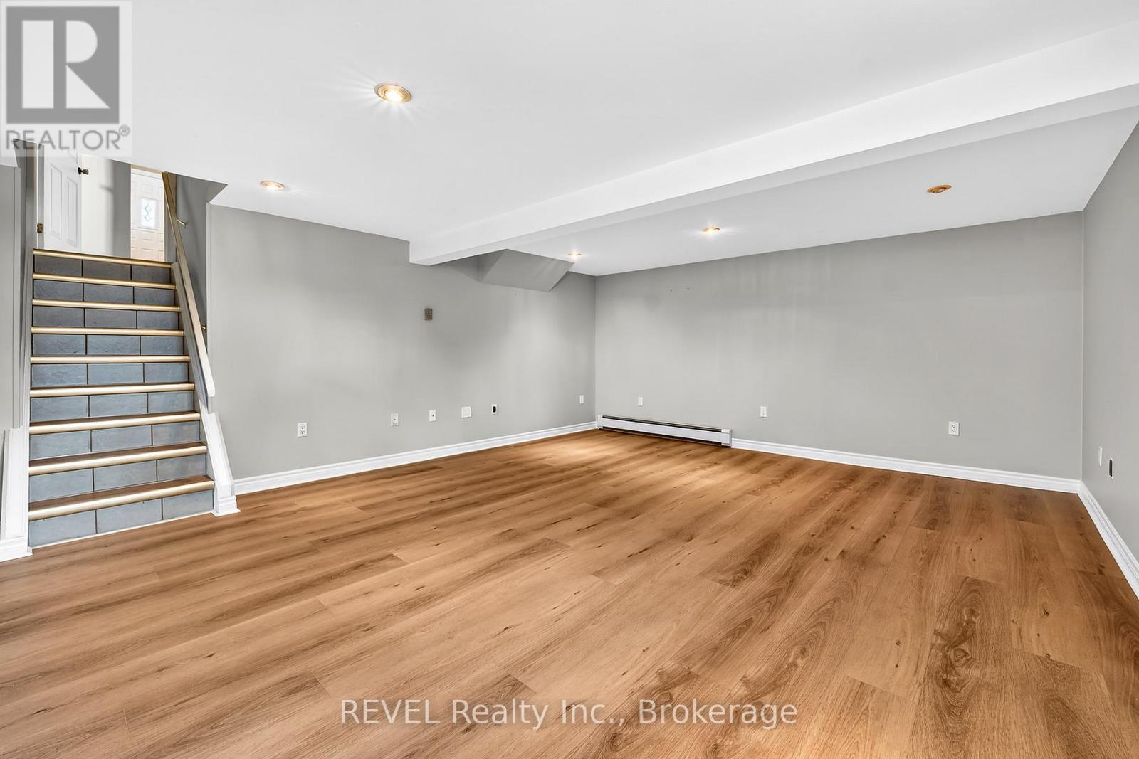 19 St George Court, Fort Erie, Ontario  L0S 1B0 - Photo 29 - X13055142