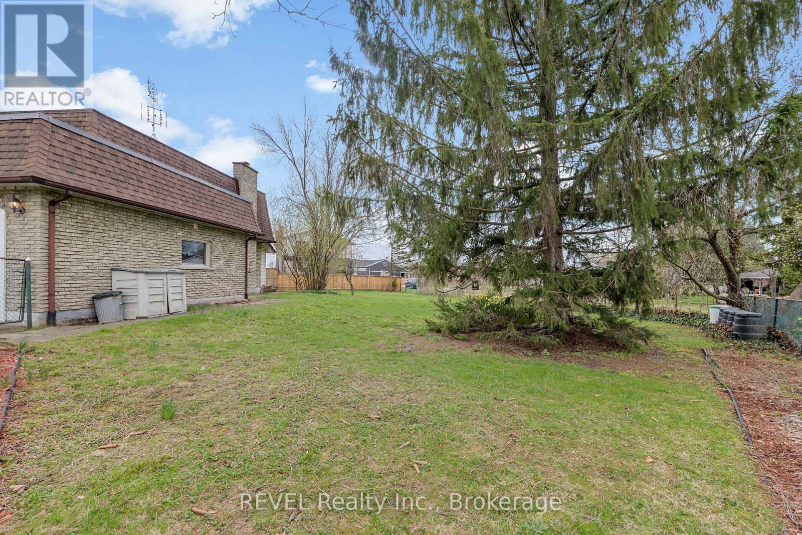 19 St George Court, Fort Erie, Ontario  L0S 1B0 - Photo 40 - X13055142