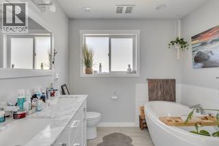 1185 Sunnyside Road, West Kelowna, British Columbia  V1Z 2S5 - Photo 32 - 10384208