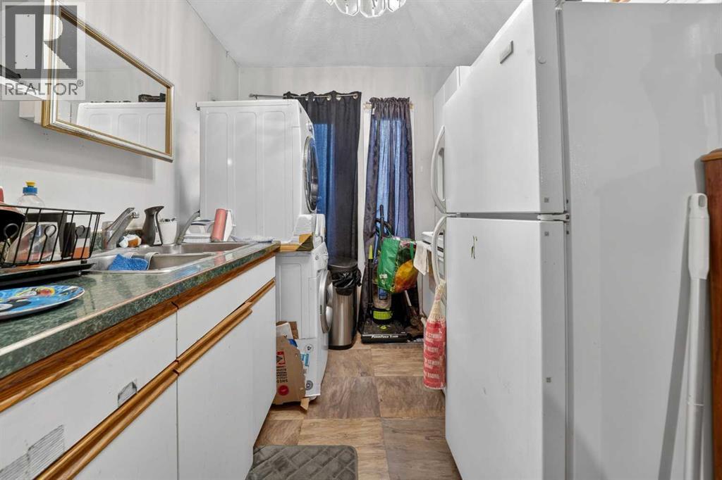 987-989 Elm Street, Pincher Creek, Alberta  T0K 1W0 - Photo 10 - A2305993