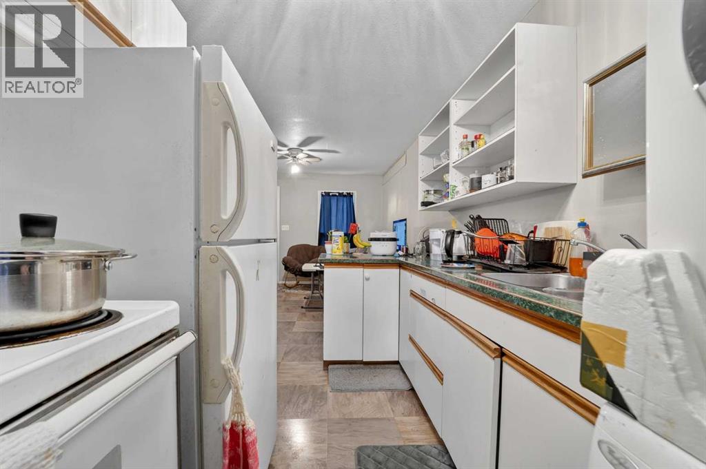 987-989 Elm Street, Pincher Creek, Alberta  T0K 1W0 - Photo 13 - A2305993