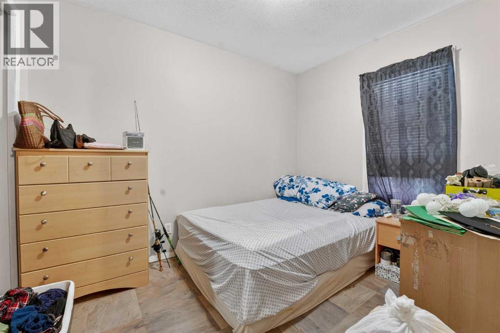 987-989 Elm Street, Pincher Creek, Alberta  T0K 1W0 - Photo 14 - A2305993