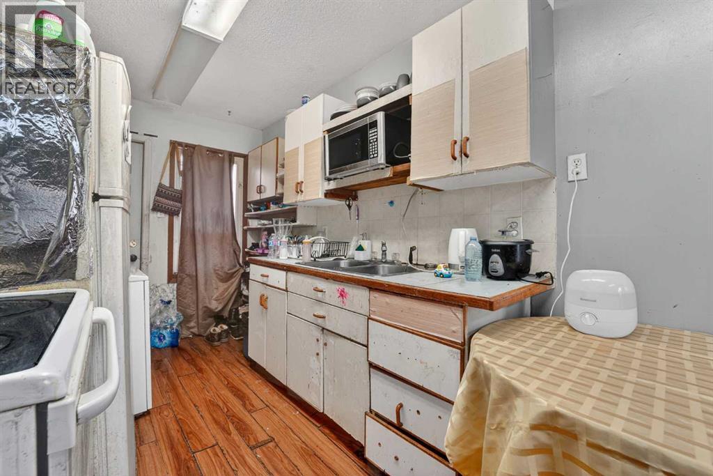 987-989 Elm Street, Pincher Creek, Alberta  T0K 1W0 - Photo 26 - A2305993