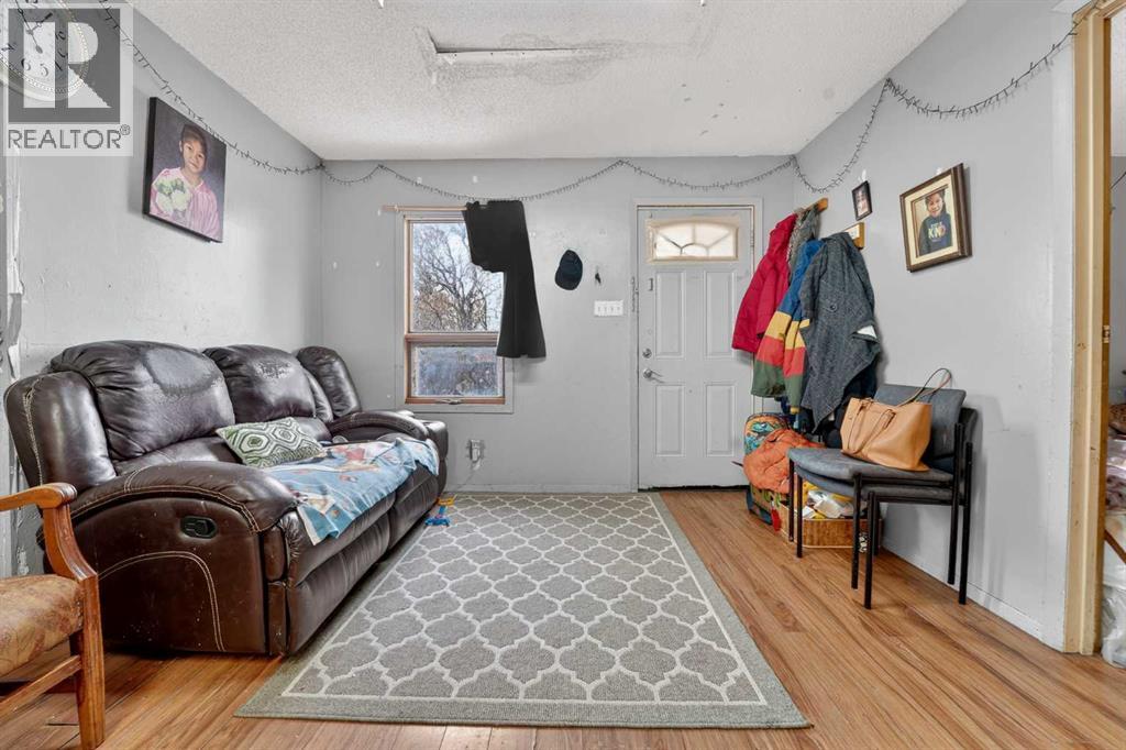 987-989 Elm Street, Pincher Creek, Alberta  T0K 1W0 - Photo 29 - A2305993