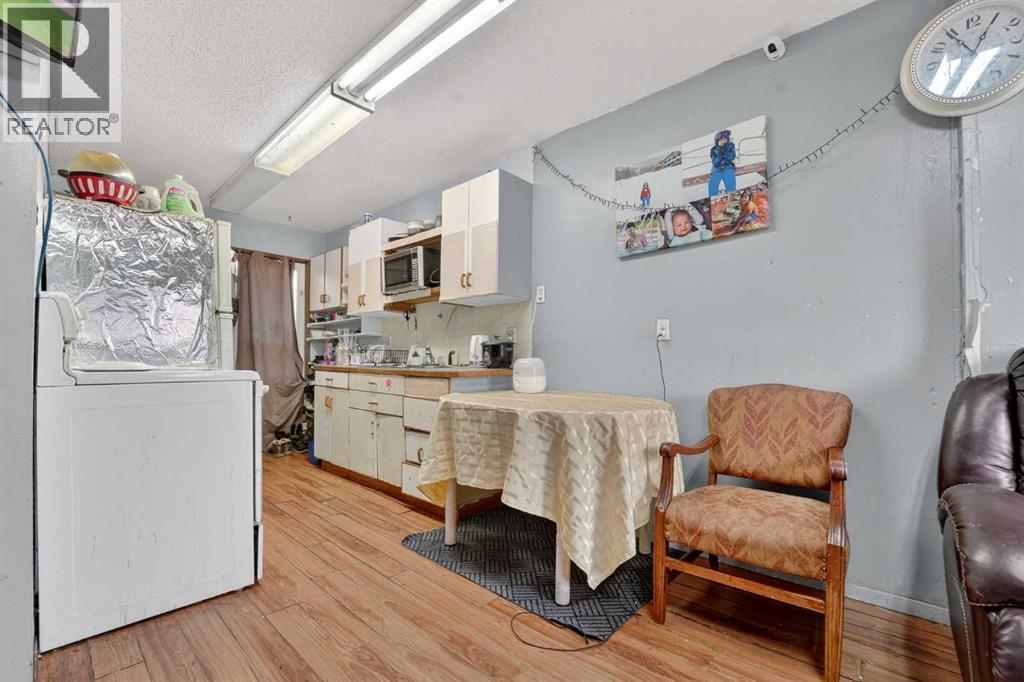 987-989 Elm Street, Pincher Creek, Alberta  T0K 1W0 - Photo 31 - A2305993