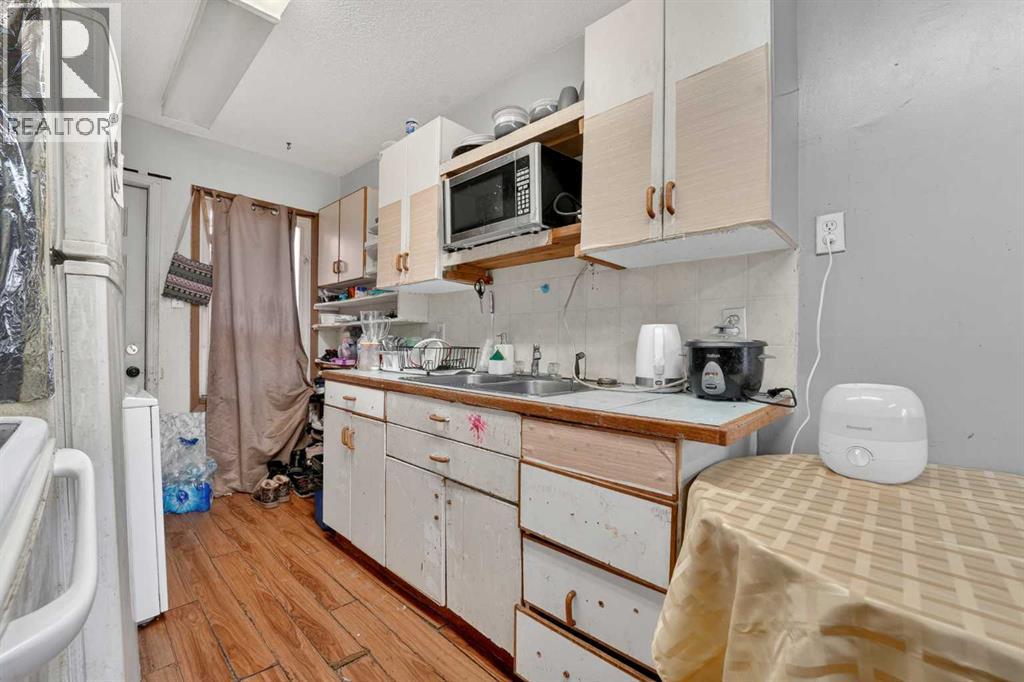 987-989 Elm Street, Pincher Creek, Alberta  T0K 1W0 - Photo 32 - A2305993