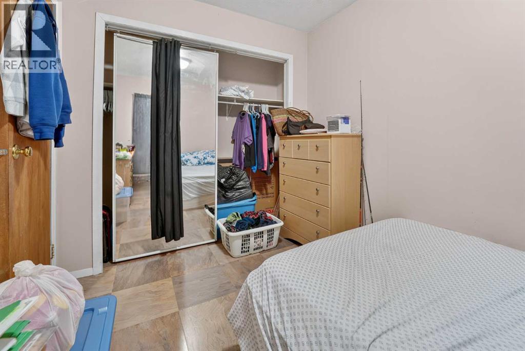 987-989 Elm Street, Pincher Creek, Alberta  T0K 1W0 - Photo 8 - A2305993