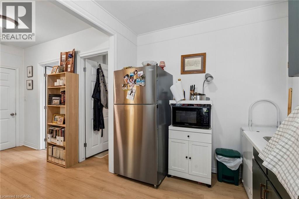 26 Albina Street, Welland, Ontario  L3C 1P3 - Photo 18 - 40824707