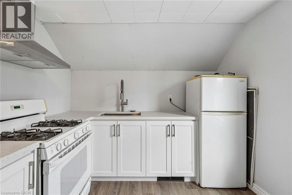 26 Albina Street, Welland, Ontario  L3C 1P3 - Photo 31 - 40824702