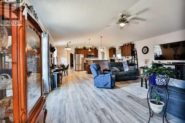 308 Spurline Avenue, Coaldale, Alberta  T1M 0B1 - Photo 6 - A2305714