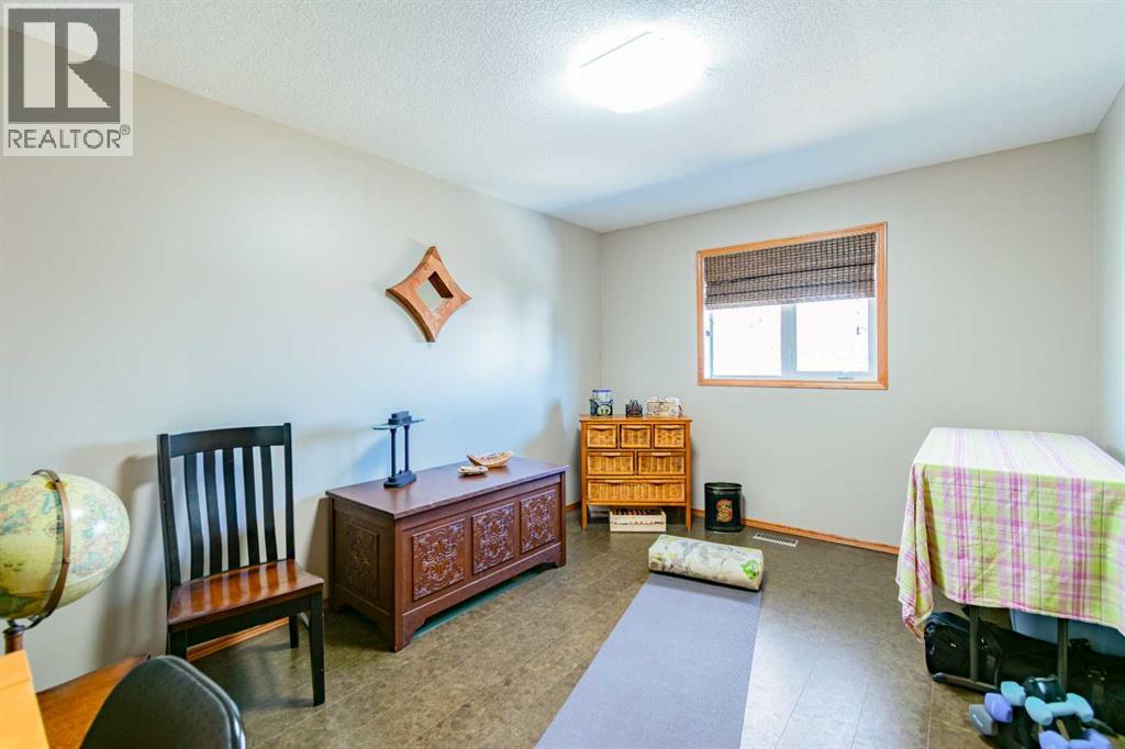 5404 49a Avenue, Alix, Alberta  T0C 0B0 - Photo 20 - A2301574