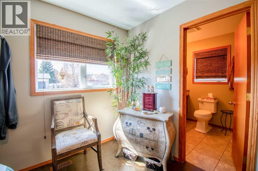 5404 49a Avenue, Alix, Alberta  T0C 0B0 - Photo 17 - A2301574