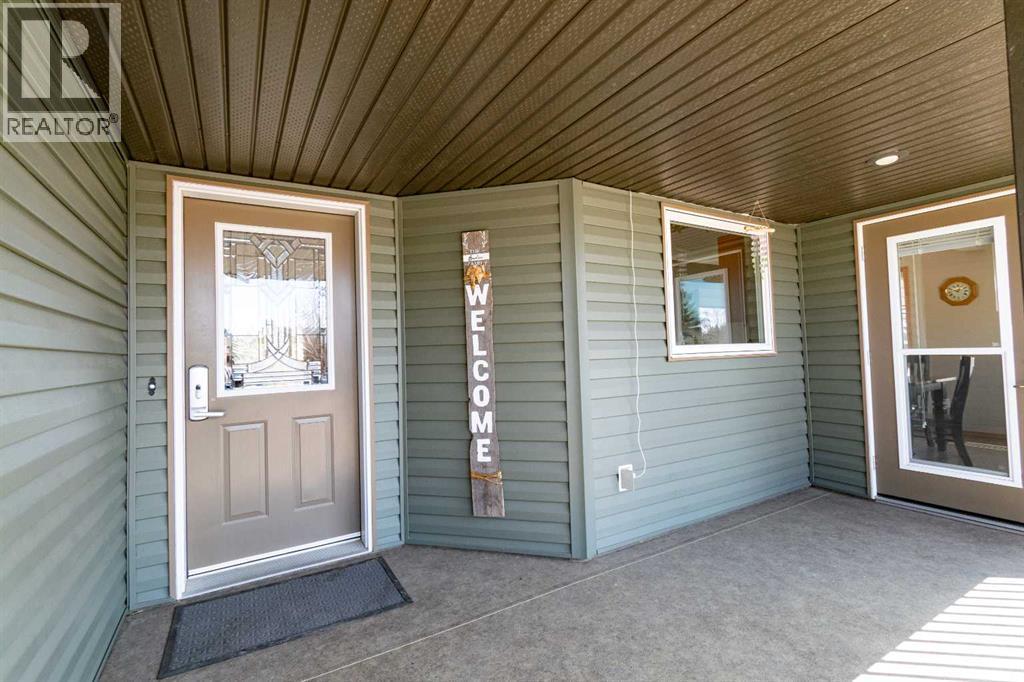 5404 49a Avenue, Alix, Alberta  T0C 0B0 - Photo 6 - A2301574