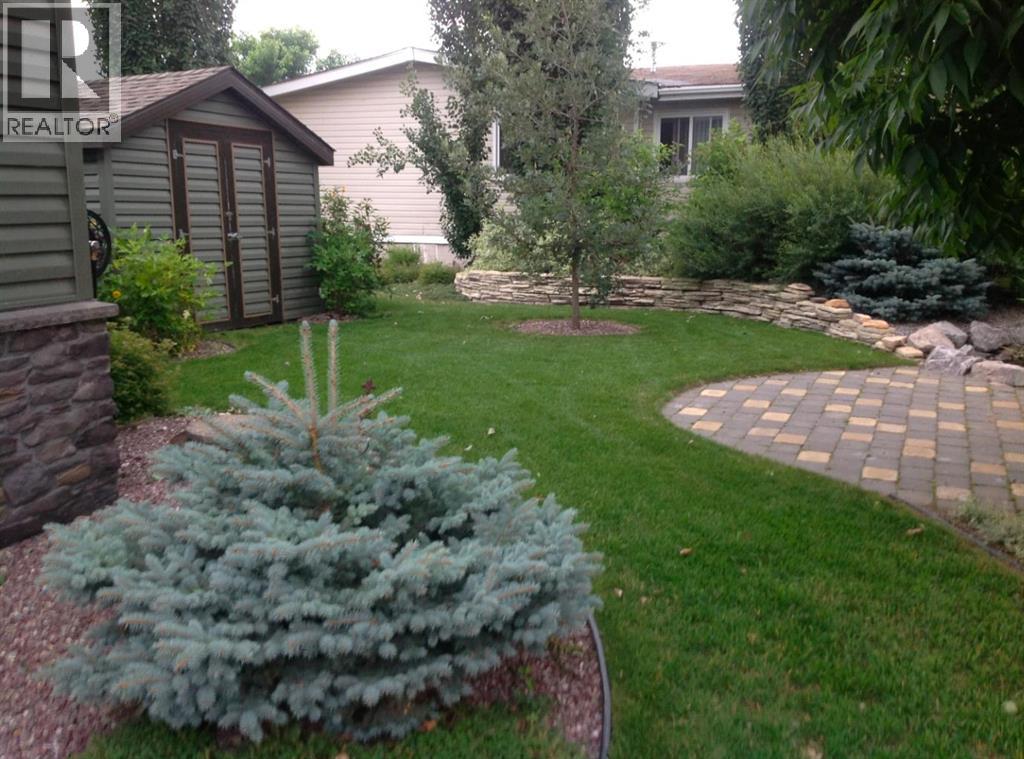 5404 49a Avenue, Alix, Alberta  T0C 0B0 - Photo 45 - A2301574