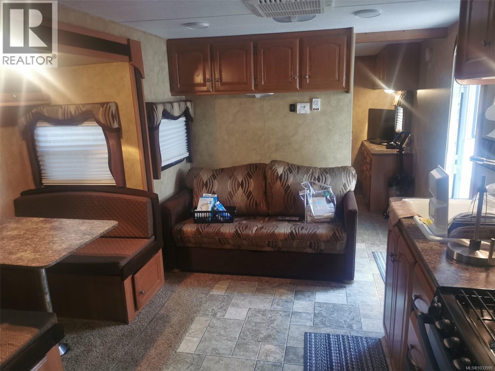 B48 2650 Turnbull Rd, Qualicum Beach, British Columbia  V0R 1G0 - Photo 4 - 1033595