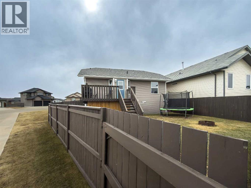 4414 58 Streetclose, Rocky Mountain House, Alberta  T4T 0A4 - Photo 4 - A2305213