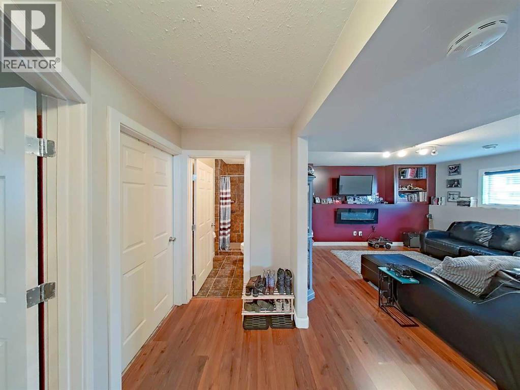 4414 58 Streetclose, Rocky Mountain House, Alberta  T4T 0A4 - Photo 28 - A2305213