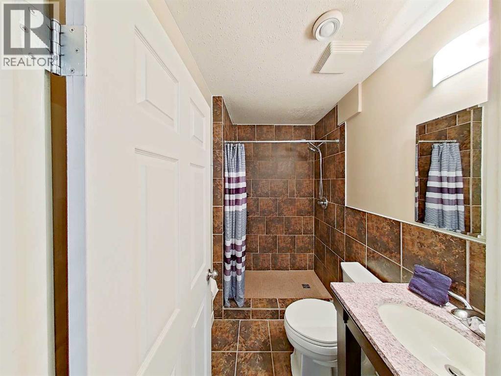 4414 58 Streetclose, Rocky Mountain House, Alberta  T4T 0A4 - Photo 31 - A2305213