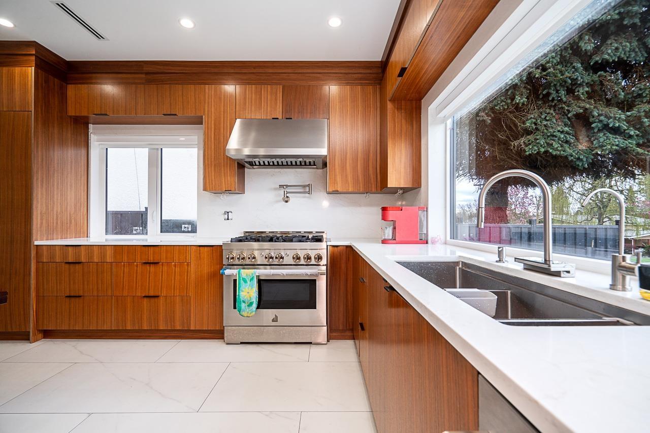 13821 Malabar Avenue, White Rock, British Columbia  V4B 2X8 - Photo 25 - R3116024