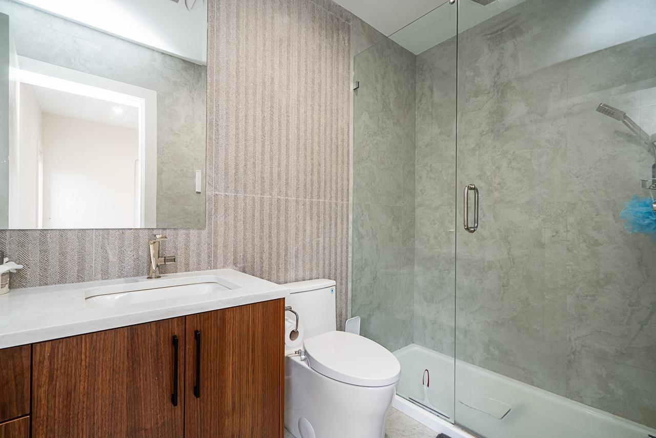 13821 Malabar Avenue, White Rock, British Columbia  V4B 2X8 - Photo 29 - R3116024