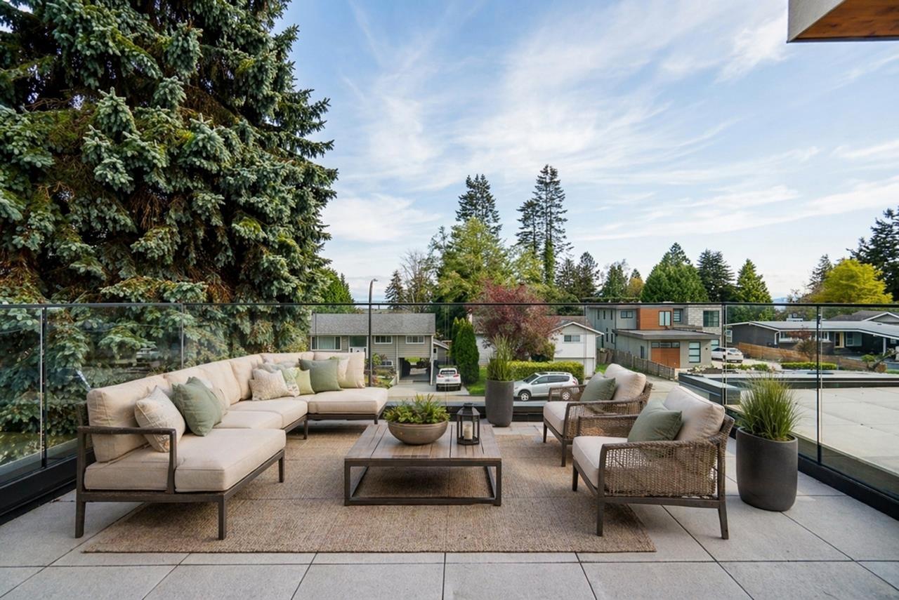 13821 Malabar Avenue, White Rock, British Columbia  V4B 2X8 - Photo 17 - R3116024