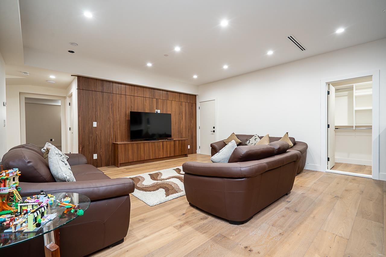 13821 Malabar Avenue, White Rock, British Columbia  V4B 2X8 - Photo 33 - R3116024