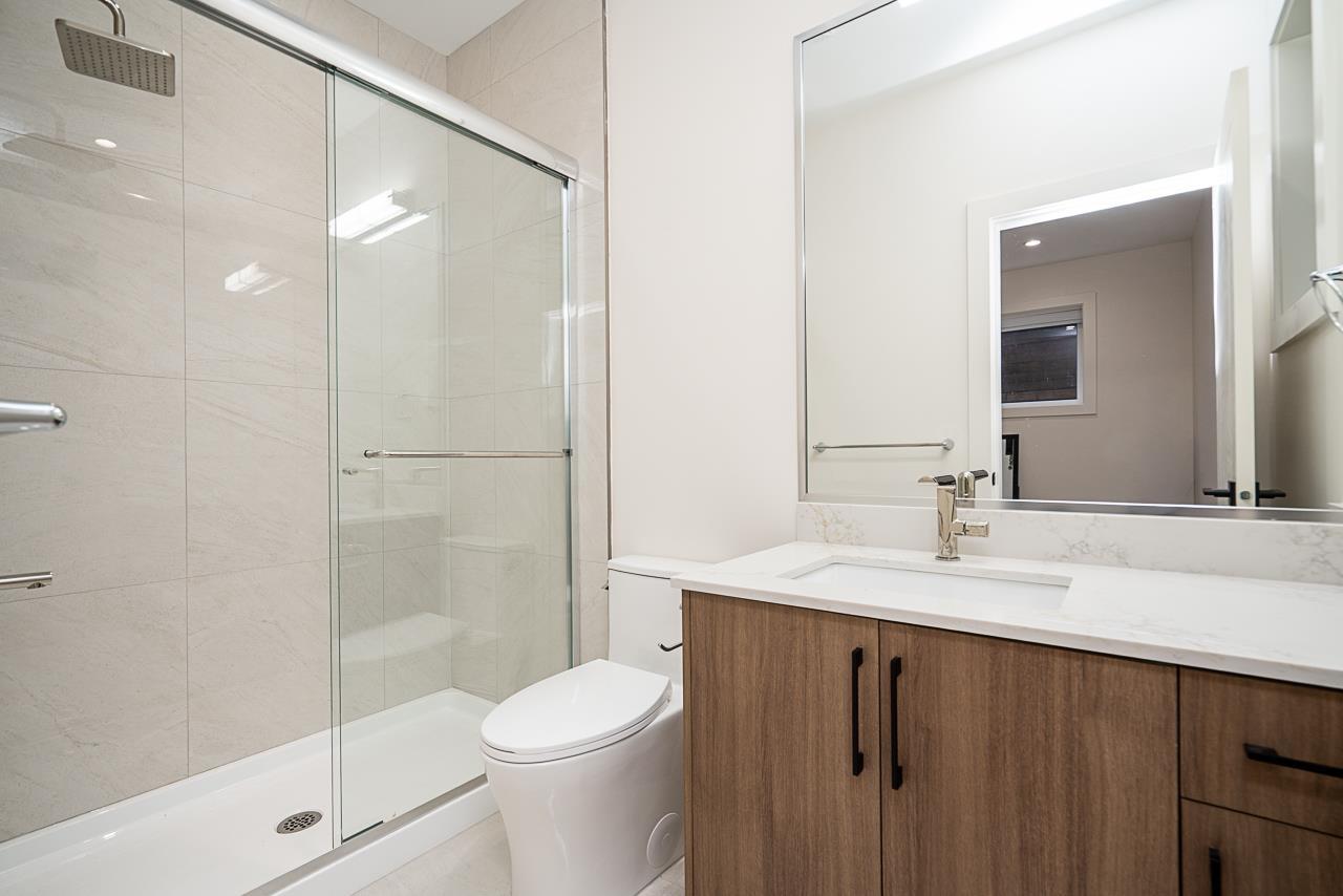 13821 Malabar Avenue, White Rock, British Columbia  V4B 2X8 - Photo 36 - R3116024