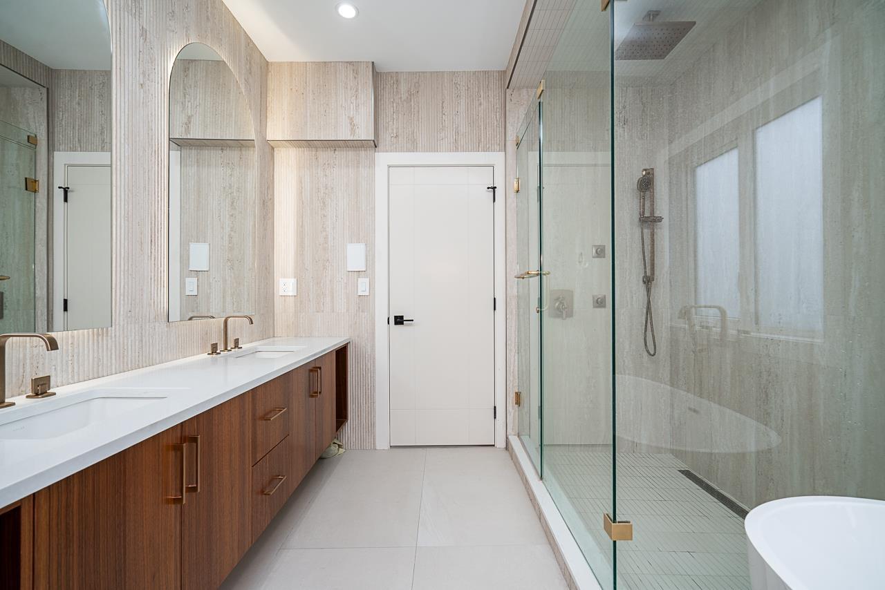 13821 Malabar Avenue, White Rock, British Columbia  V4B 2X8 - Photo 13 - R3116024