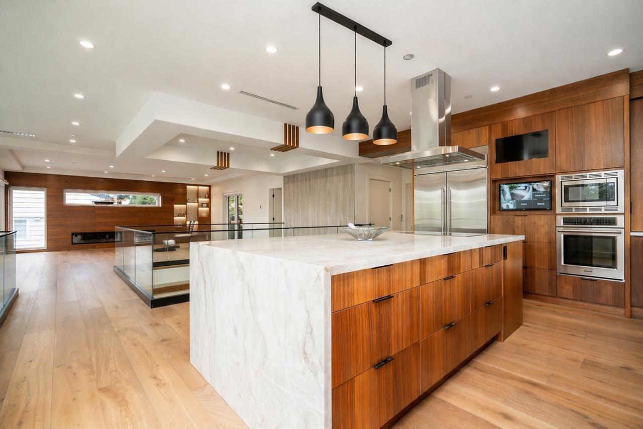 13821 Malabar Avenue, White Rock, British Columbia  V4B 2X8 - Photo 8 - R3116024