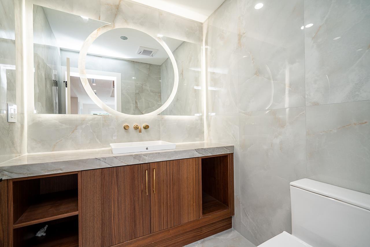 13821 Malabar Avenue, White Rock, British Columbia  V4B 2X8 - Photo 15 - R3116024