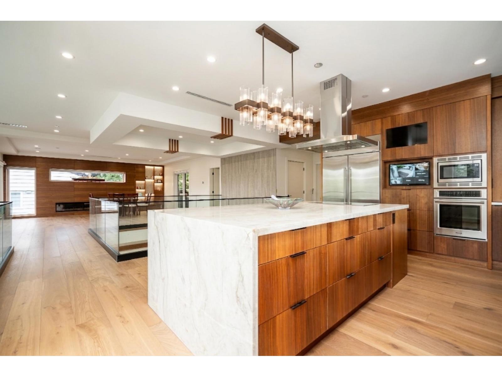 13821 Malabar Avenue, White Rock, British Columbia  V4B 2X8 - Photo 10 - R3116024