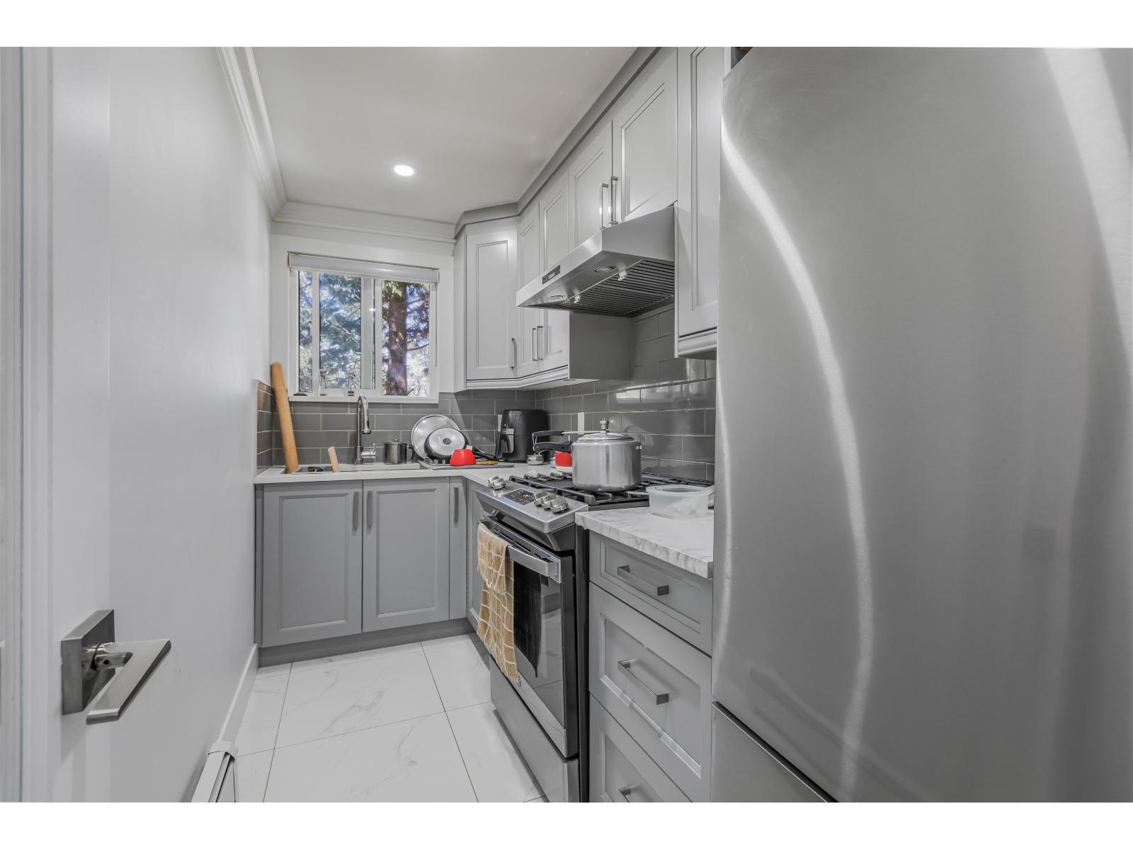 12227 68a Avenue, Surrey, British Columbia  V3W 0X3 - Photo 10 - R3116948