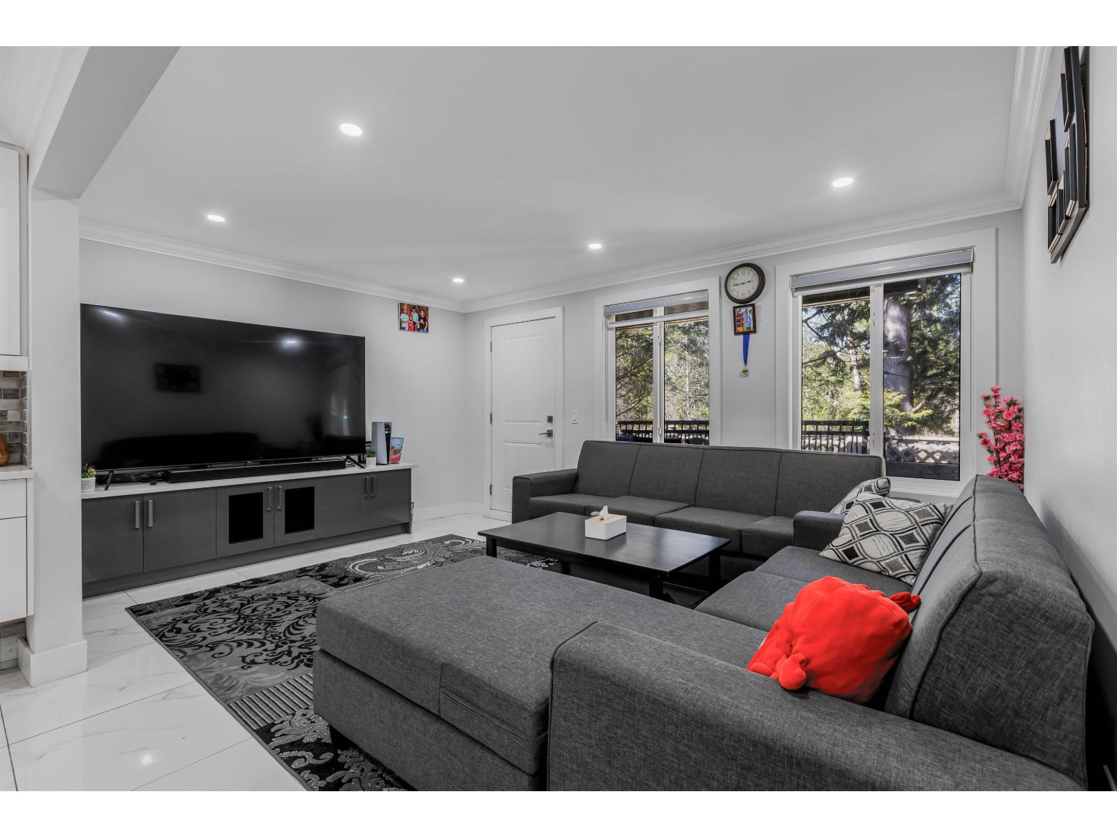 12227 68a Avenue, Surrey, British Columbia  V3W 0X3 - Photo 12 - R3116948