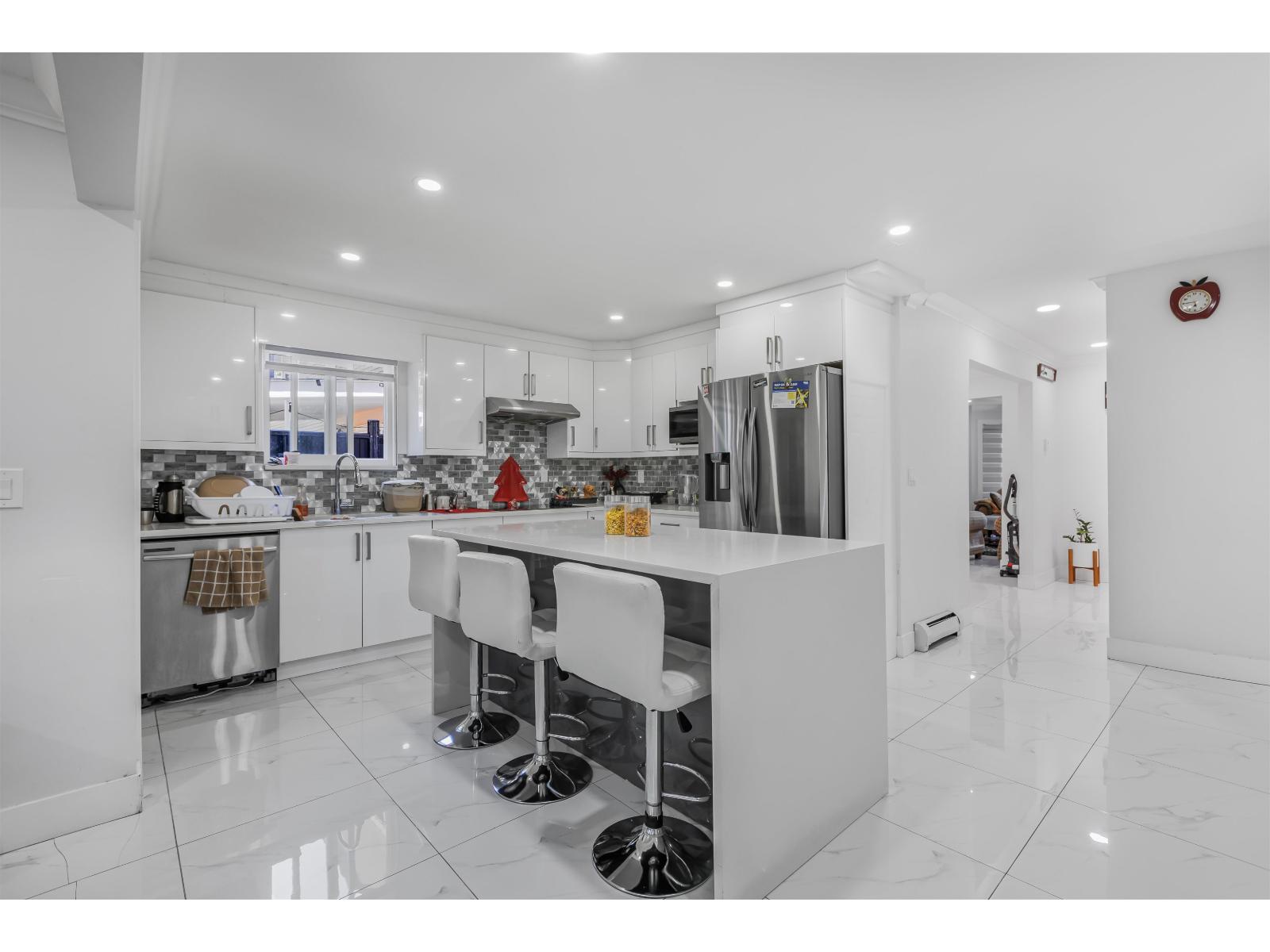 12227 68a Avenue, Surrey, British Columbia  V3W 0X3 - Photo 8 - R3116948