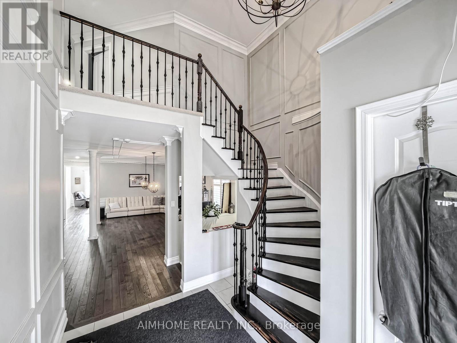 2029 Kurelo Drive, Oshawa, Ontario  L1K 0W7 - Photo 3 - E13055126